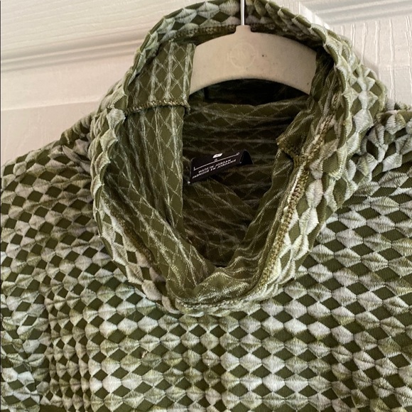 Nike Pro Hyperwarm activewear top - Picture 4 of 6